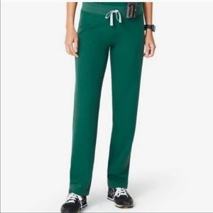 XS hunter green figs set - Livingston cut